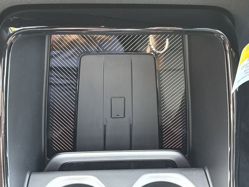 New 2025 BMW X1 xDrive28i w/ Convenience Package image 7