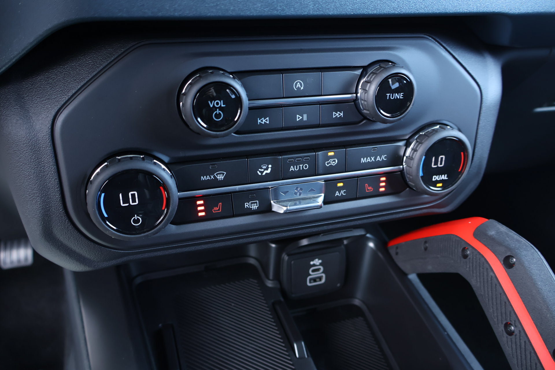 New 2026 Ford Bronco Heritage Edition AWD/4WD image 8