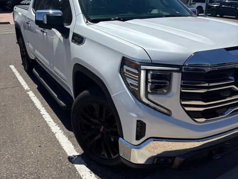 Used 2023 GMC Sierra 1500 SLT w/ SLT Convenience Package AWD/4WD image 8