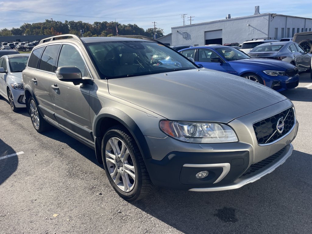 Used 2016 Volvo XC70 T5 Platinum FWD image 1