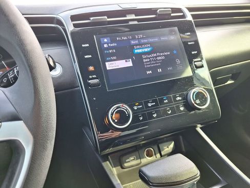 Used 2022 Hyundai Santa Cruz SEL image 12