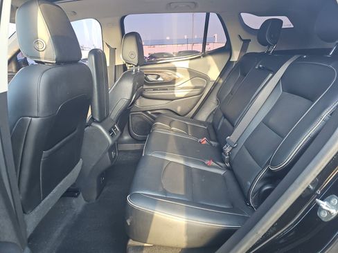 Used 2019 GMC Terrain Denali w/ Advanced Safety Package image 11