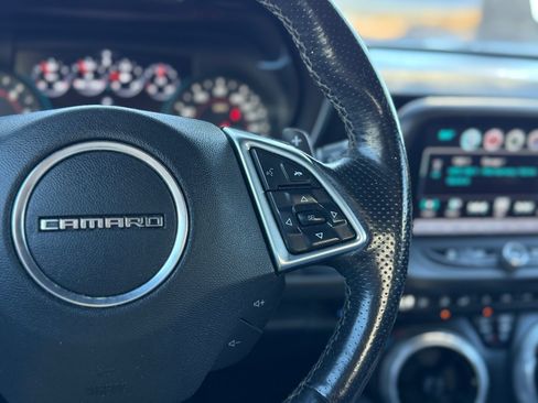Used 2017 Chevrolet Camaro SS RWD image 18