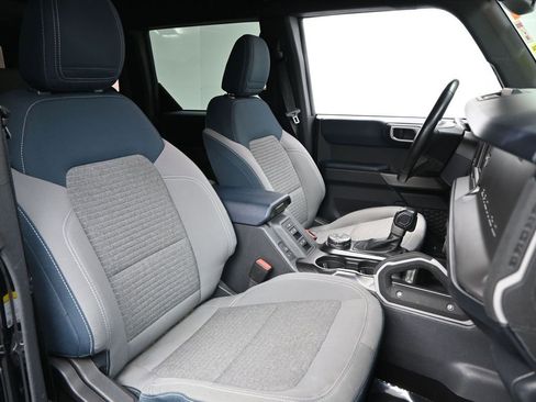 Used 2022 Ford Bronco Outer Banks image 9