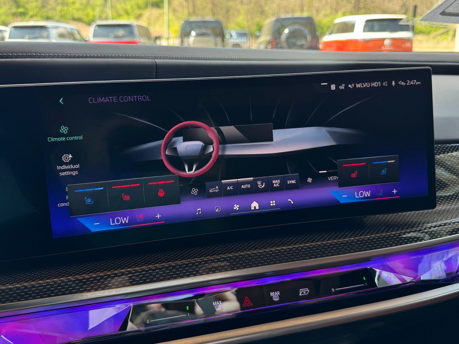 Used 2025 BMW i7 eDrive50 w/ Executive Package RWD image 68