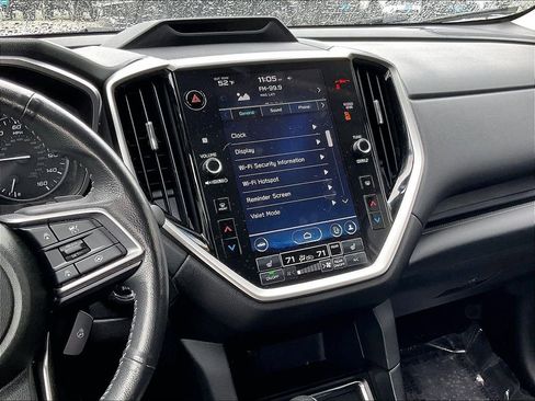 Used 2023 Subaru Ascent Limited AWD/4WD image 19
