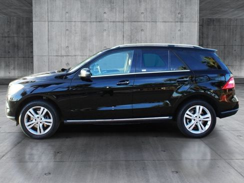 Used 2015 Mercedes-Benz ML 250 BlueTEC 4MATIC image 2
