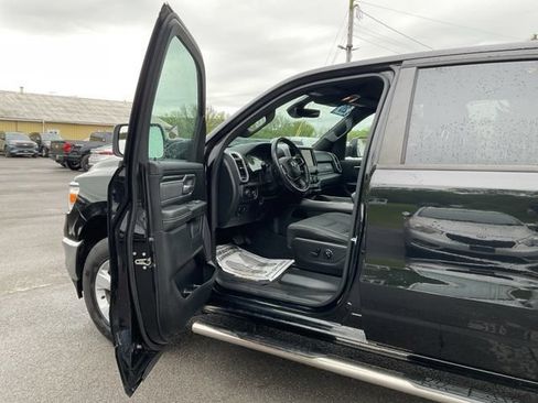 Used 2020 RAM 1500 Big Horn AWD/4WD image 37