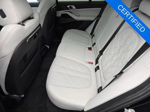 Used 2024 BMW X5 xDrive40i w/ M Sport Package AWD/4WD image 14