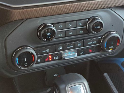 Used 2022 Ford Bronco Outer Banks w/ Sasquatch Package image 25