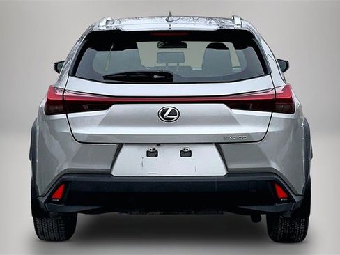 Used 2021 Lexus UX 200 w/ Accessory Package (Z2) image 4