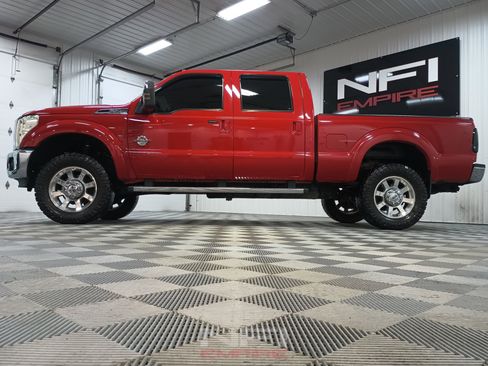 Used 2014 Ford F350 Lariat w/ Chrome Package image 10