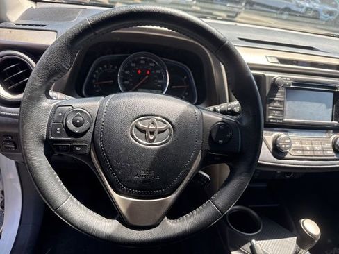 Used 2013 Toyota RAV4 Limited AWD/4WD image 10