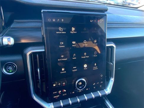 Used 2024 GMC Acadia Elevation image 14