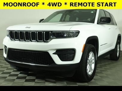 Used 2023 Jeep Grand Cherokee Laredo