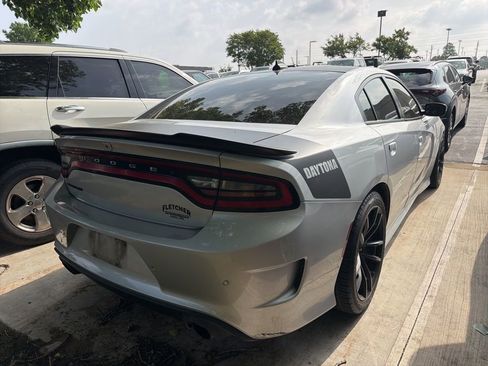 Used 2021 Dodge Charger Scat Pack w/ Daytona Edition Group RWD image 3
