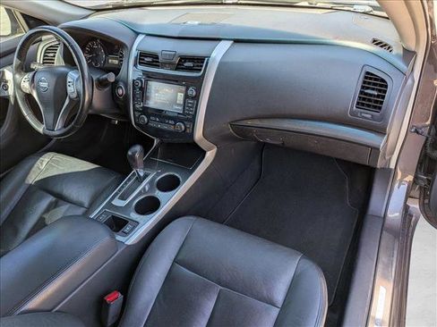 Used 2013 Nissan Altima 2.5 SL w/ Technology Pkg image 23