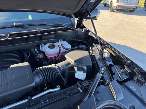 New 2026 GMC Yukon Elevation image 13