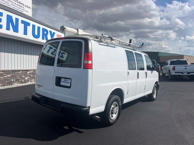 Used 2012 Chevrolet Express 2500 RWD image 11