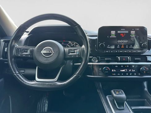 Used 2023 Nissan Pathfinder SL FWD image 22
