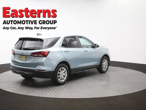 Used 2022 Chevrolet Equinox LT FWD image 40
