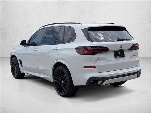 New 2026 BMW X5 xDrive40i w/ M Sport Package AWD/4WD image 8