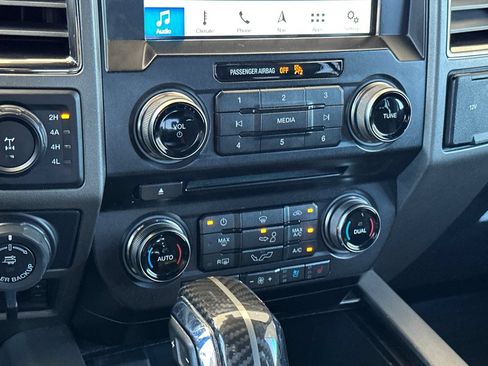 Used 2018 Ford F150 Raptor w/ Equipment Group 802A Luxury AWD/4WD image 19