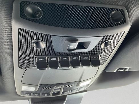 Certified 2021 Ford F350 Platinum w/ Tremor Off-Road Package image 54