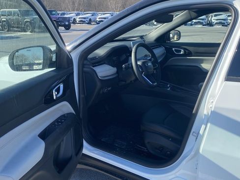 New 2026 Jeep Compass Limited image 23