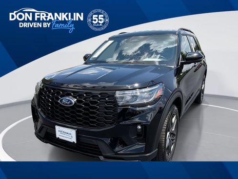 Used 2025 Ford Explorer ST-Line w/ ST-Line Street Pack AWD/4WD image 1