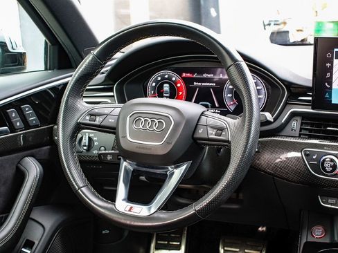 Used 2022 Audi S4 Premium Plus w/ Premium Plus Package image 26