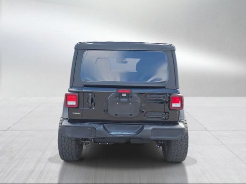 Used 2022 Jeep Wrangler Unlimited Sport AWD/4WD image 4