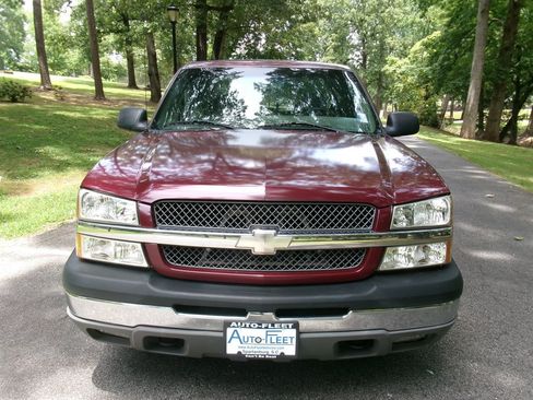 Used 2004 Chevrolet Silverado 1500 LS RWD image 2