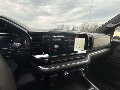 Certified 2025 GMC Sierra 1500 SLT w/ SLT Premium Package image 19