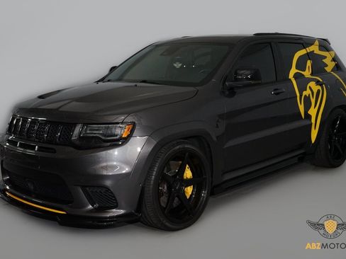 Used 2018 Jeep Grand Cherokee Trackhawk image 3