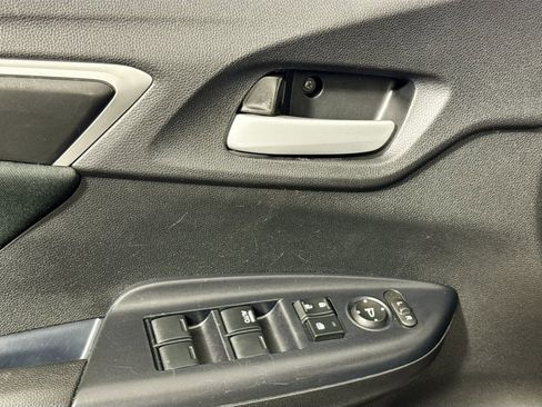 Used 2020 Honda Fit LX image 18