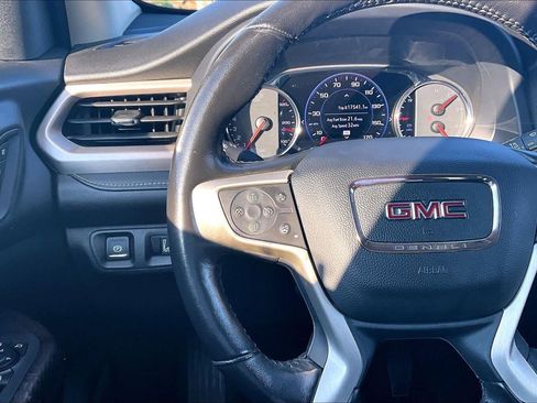 Used 2020 GMC Acadia Denali w/ Trailering Package AWD/4WD image 17