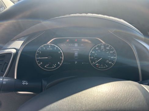 Used 2022 Nissan Murano Platinum AWD/4WD image 17