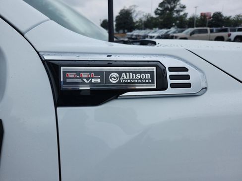 New 2026 GMC Sierra 2500 Pro image 10