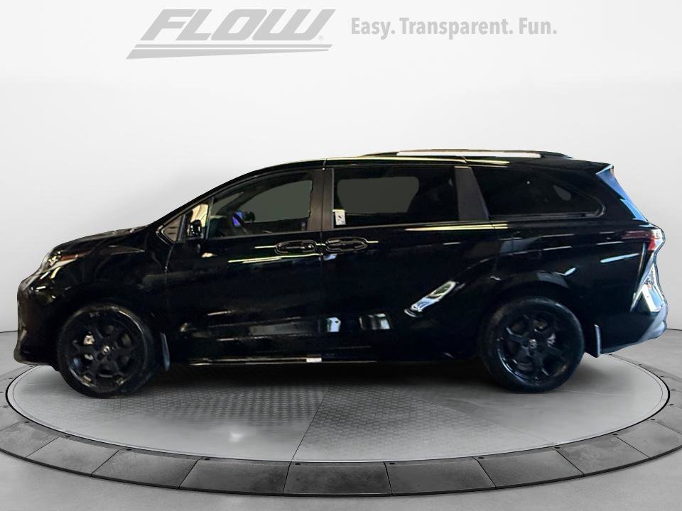 New 2026 Toyota Sienna XLE Woodland Edition AWD/4WD image 4