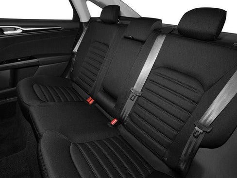 Used 2016 Ford Fusion SE w/ Equipment Group 201A image 14