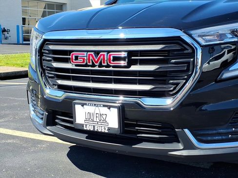 Used 2024 GMC Terrain SLE AWD/4WD image 34