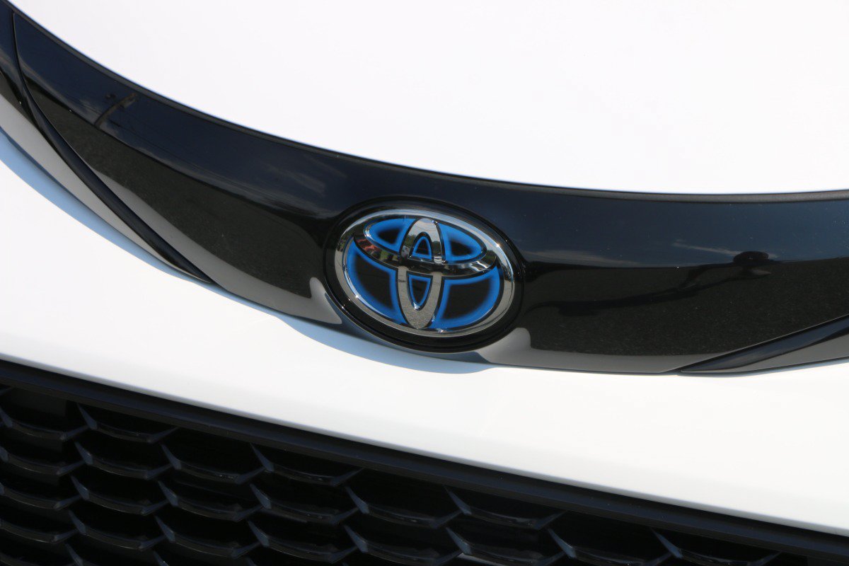 Used 2025 Toyota Sienna XSE AWD/4WD image 12