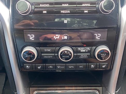Used 2021 Subaru Ascent Touring w/ Popular Package #2 AWD/4WD image 36