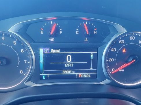 Used 2019 GMC Acadia SLT w/ Black Edition image 13