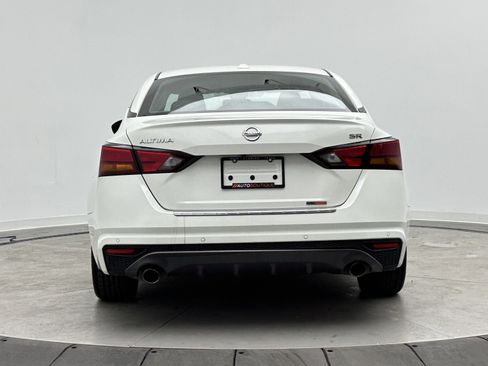 Used 2021 Nissan Altima 2.5 SR FWD image 6