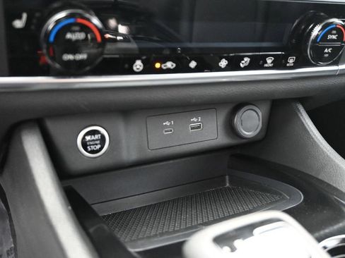 Used 2023 Nissan Rogue SV w/ SV Premium B Package FWD image 27