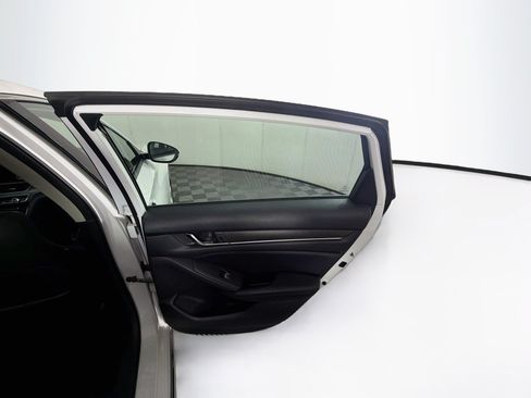 Used 2018 Honda Accord EX-L image 30