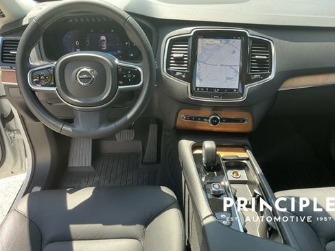 Certified 2025 Volvo XC90 B5 Plus w/ Protection Package Premier image 14