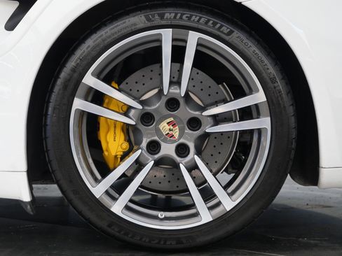 Used 2012 Porsche 911 Edition 918 Spyder AWD/4WD image 11